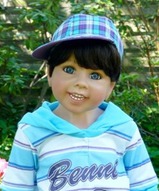 Виниловая кукла-мальчик - Benni
