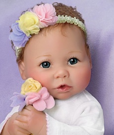 Коллекционная кукла День ради мамы от автора Linda Murray от Ashton-Drake