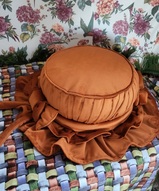 Что подарить на Новый год, красивый подарок, декоративная подушка - Велюровая подушка Шляпка терракот