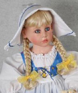 Виниловая кукла - Датская девочка