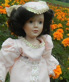 Девушка с прялкой от автора  от Другие фабрики кукол