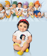 Миниатюрная кукла фарфоровая - Белоснежка или гномы