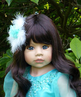 Виниловая кукла коллекционная - Jasmine brunette