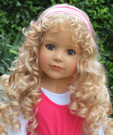 Laura blonde от автора Monika Peter-Leicht от Master Piece Dolls