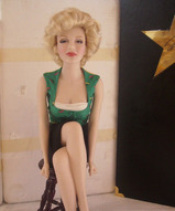 Фарфоровая кукла - Мерилин Монро "Unforgettable Marilyn"