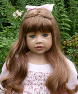 Виниловые куклы коллекционные - Wynona Brunette