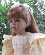 Фарфоровая кукла коллекционная - Кейсти