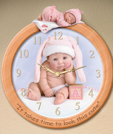 Настенные часы "Малыш" от автора Sherry Rawn от Bradford Exchange