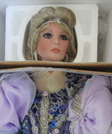 Большая фарфоровая кукла - Бриллиант