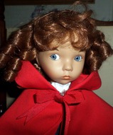 Фарфоровая кукла коллекционная - Красная шапочка