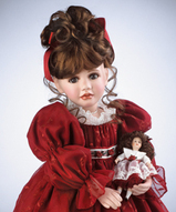 Большая фарфоровая кукла - Детская любовь