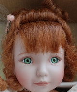 Фарфоровая кукла коллекционная - Персики и сливки