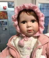 Фарфоровая кукла из частной коллекции  - Персик