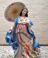 Фарфоровые статуэтки японок - Принцесса летнего цветка