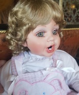 Фарфоровые куклы, коллекционные куклы, куклы Спанос, кукла младенец,  - Интерьреная кукла Бутылочка для Заи