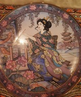 Настенные тарелки в восточном стиле, тарелки с гейшами - Тарелка Гейша Принцесса Лотосов