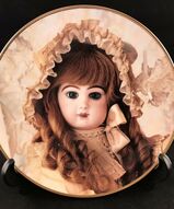 Винтажные тарелки антикварные куклы лимитки - Тарелка Портрет Колетт