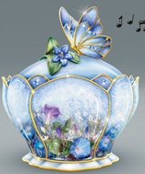 Фарфоровая шкатулка, музыкальная шкатулка - Музыкальная шкатулка Вальс цветов