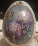 Фарфоровые яйца, фарфоровые пасхальные яйца - Фарфоровое яйцо Ирис и Малахитовая бабочка