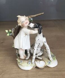 Малышка с собакой от автора  от Capodimonte