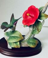 фарфоровые цветы , фарфоровые статуэтки цветов, статуэтка колибри - Колибри на цветке