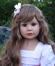 Talia Brunette от автора Monika Peter-Leicht от Master Piece Dolls