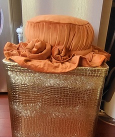 Велюровая подушка Шляпка терракот от автора  от Rusbutik