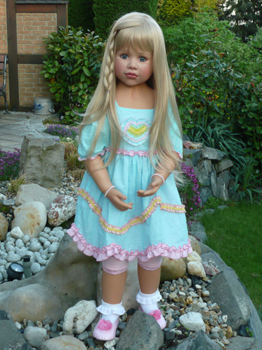 Очень большие куклы. Кукла Иден Моники Петер Ляйхт. Большая кукла. Большие куклы для девочек. Бальшй куклы.